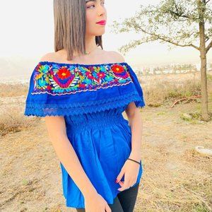 Floreada Blouse/Mexican Embroidered Blouse (S/M) - Blue